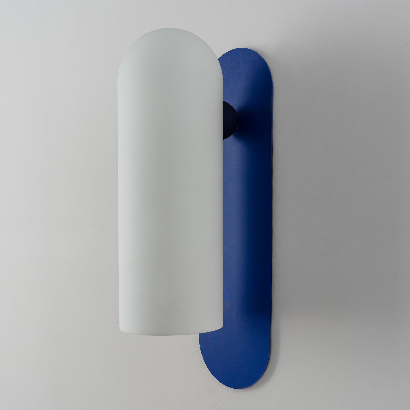Schwung Odyssey Blue Santorini Wall Light | Large