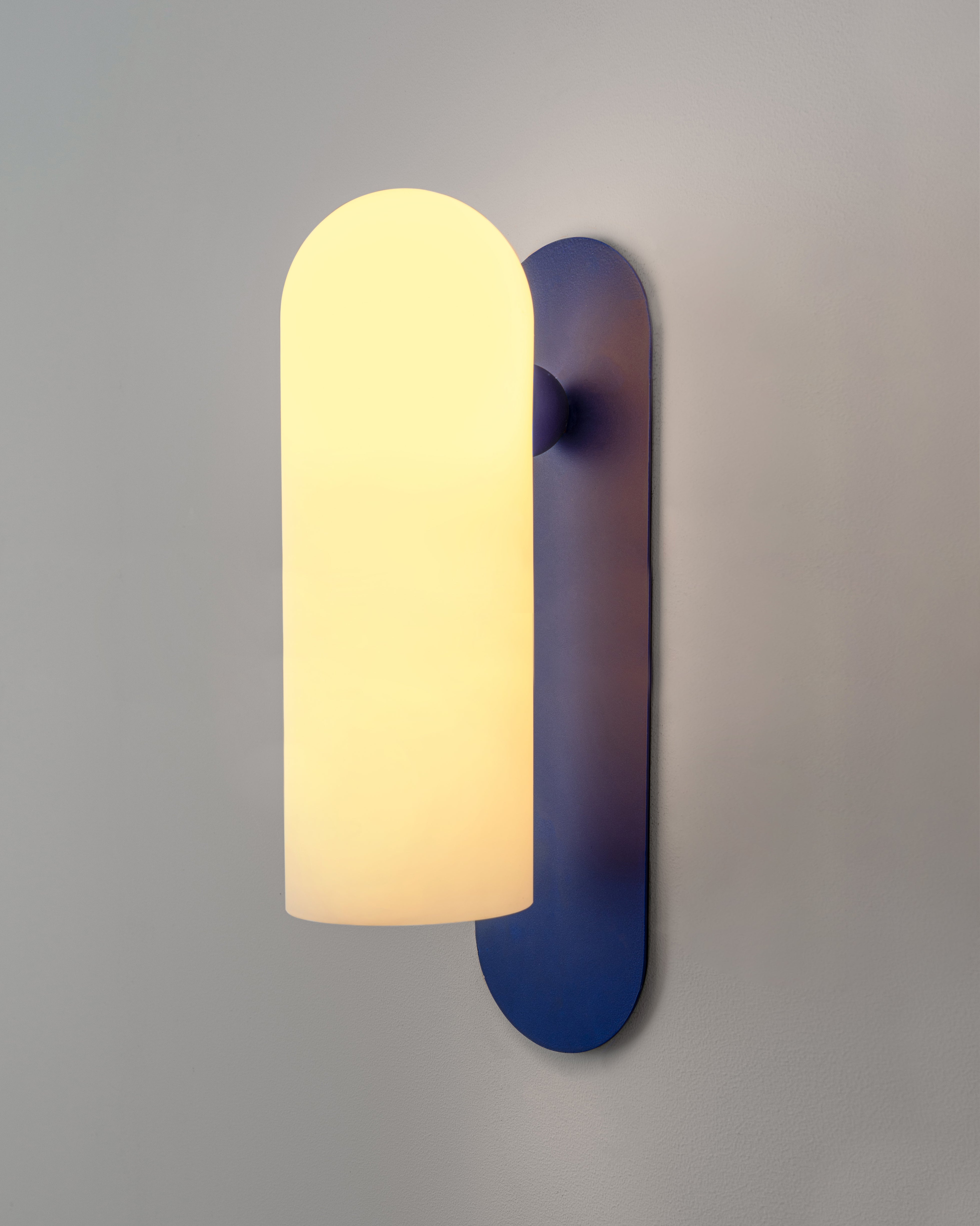 Schwung Odyssey Blue Santorini Wall Light | Large