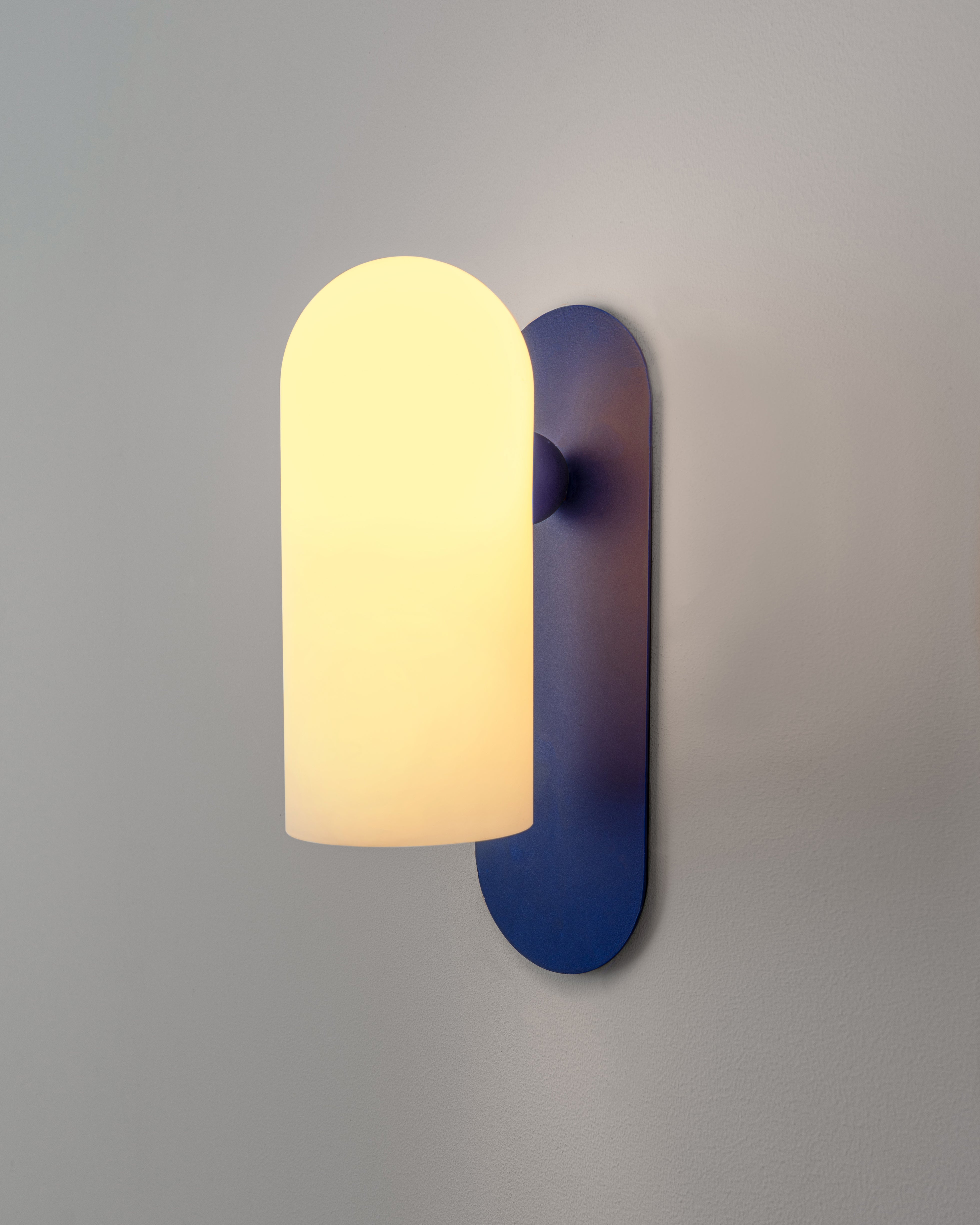 Schwung Odyssey Blue Santorini Wall Light | Medium