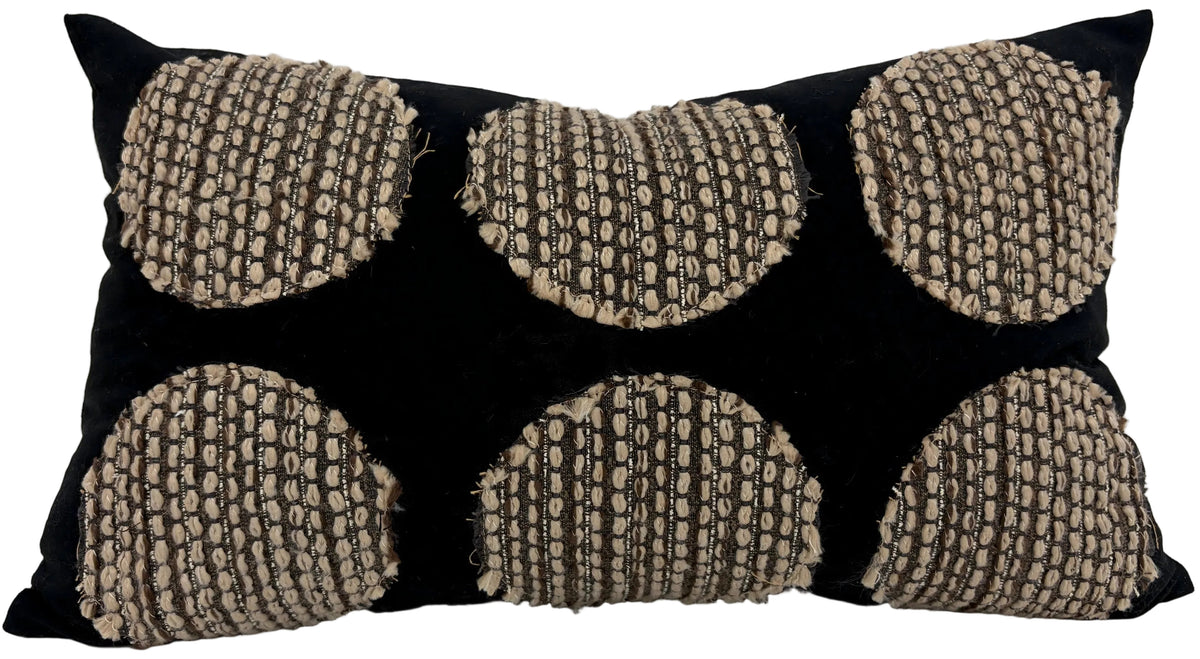 APPLIQUE TAUPE CIRCS OB BLACK 30 X 50