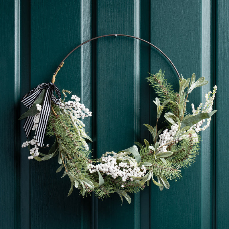 55cm Ring Wreath with Stripey Bow