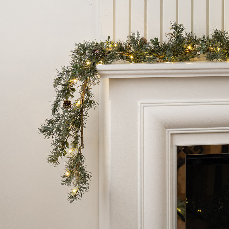 Natural Feel Garland with lights 150cm