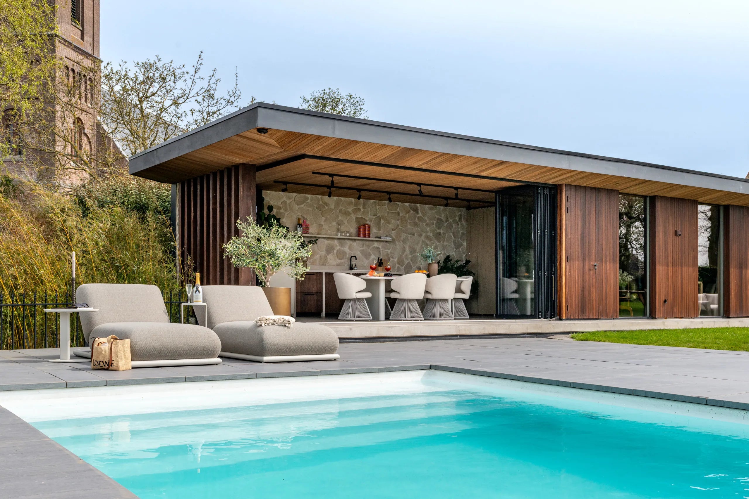 Richmond Interiors Sullivan Greige Alpine Olefin Outdoor Daybed