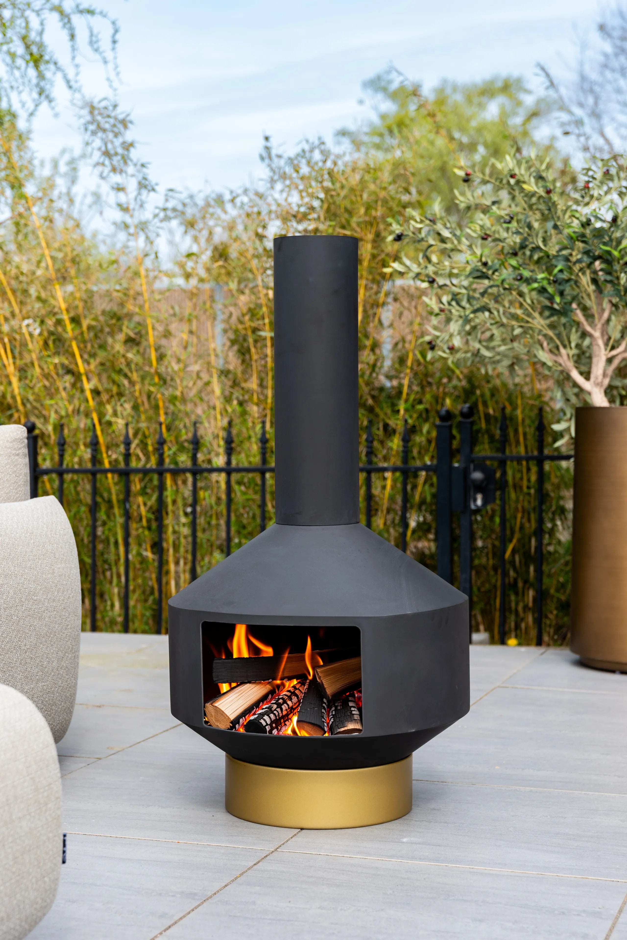 Richmond Interiors Quinn Black Fire Pit