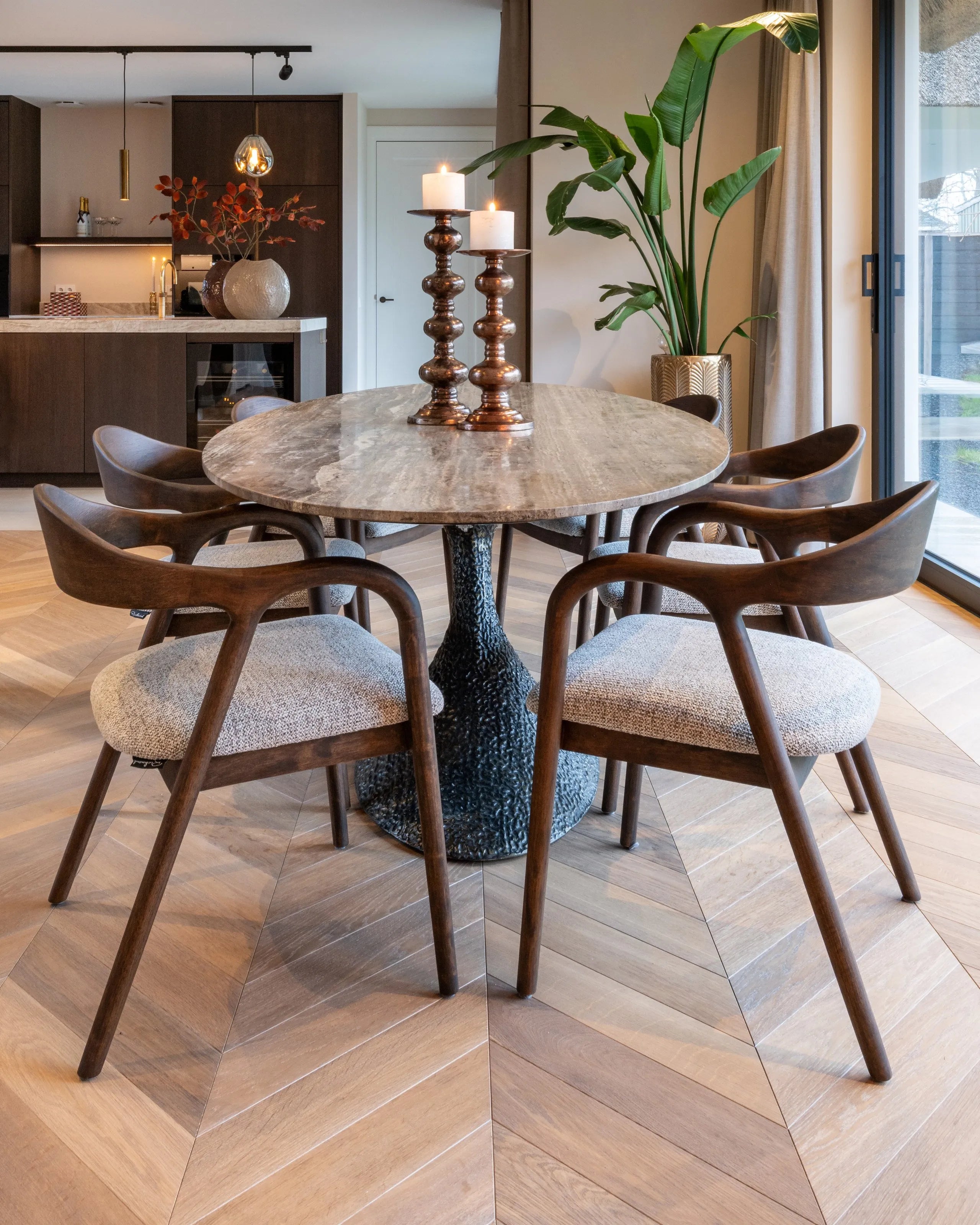 Richmond Interiors Mihara Mocca Brown Cuurved Dining Chair