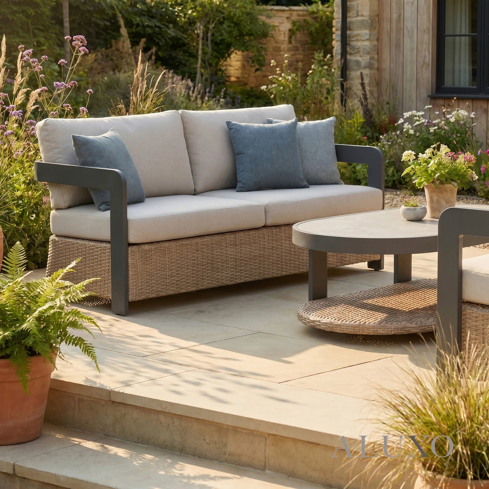 Selene Outdoor Lounge Set - Wicker - 5 Seater