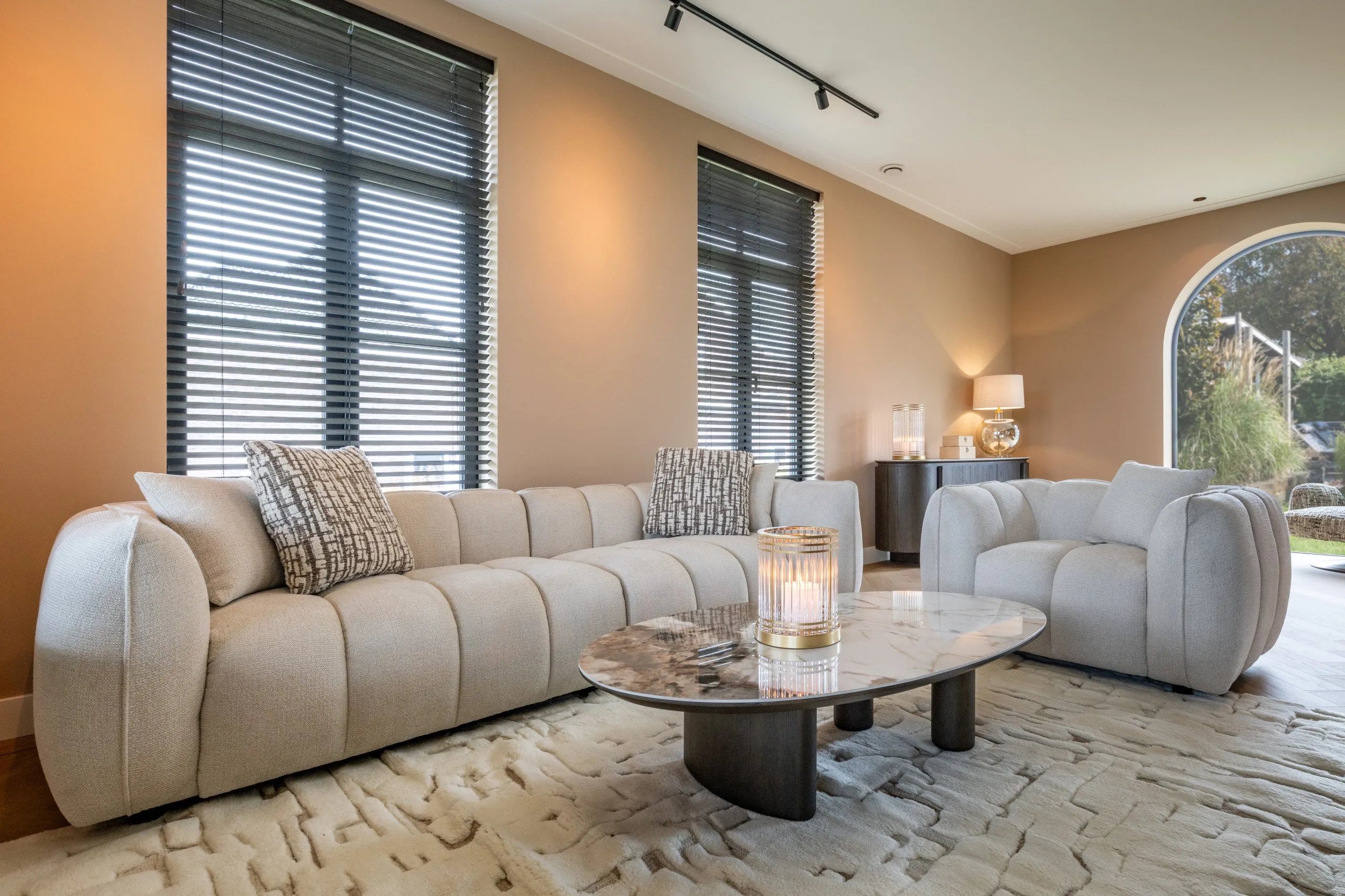Richmond Interiors Mehran White Rug 300X400cm