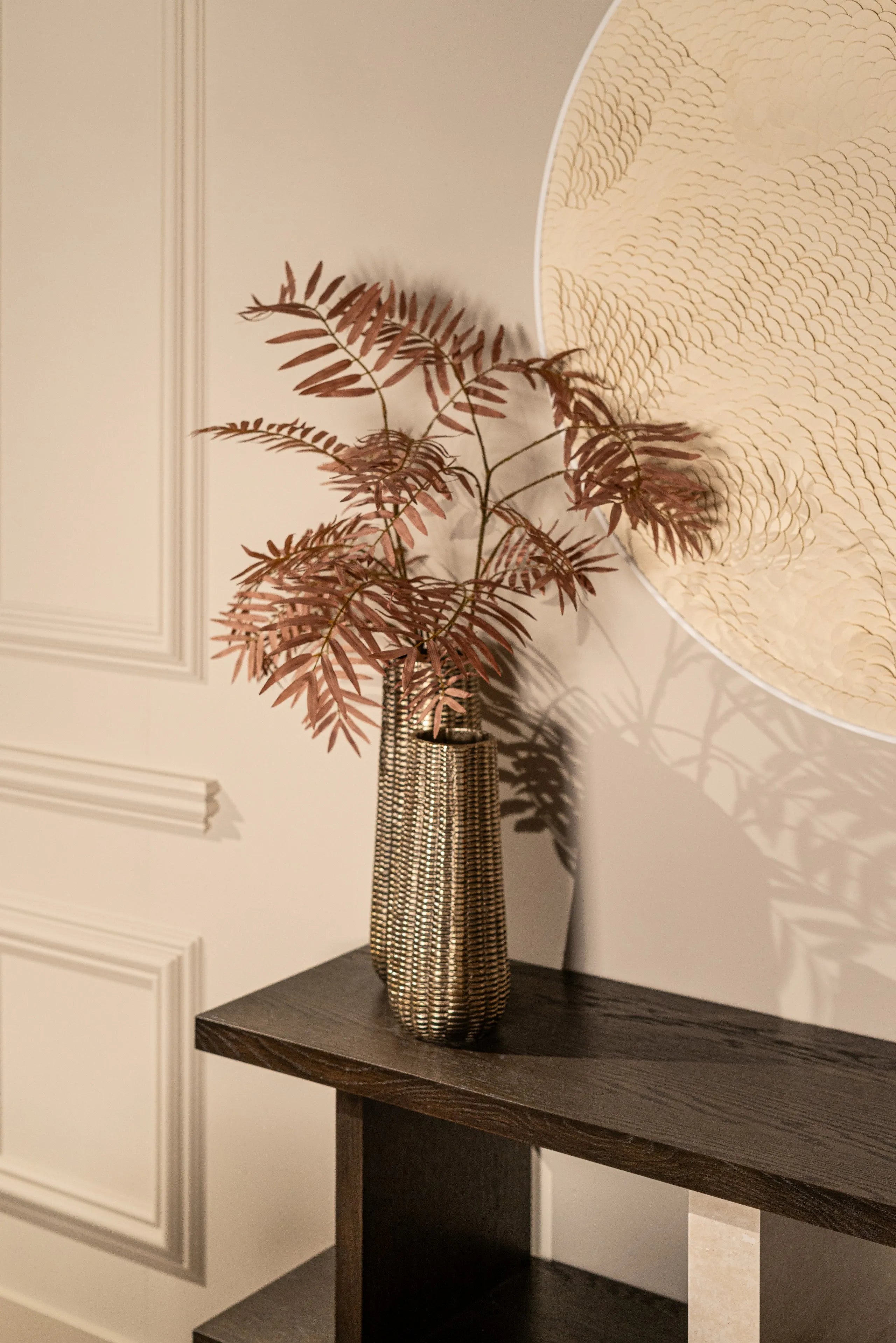 Richmond Interiors Flow White Shells Round Wall Art