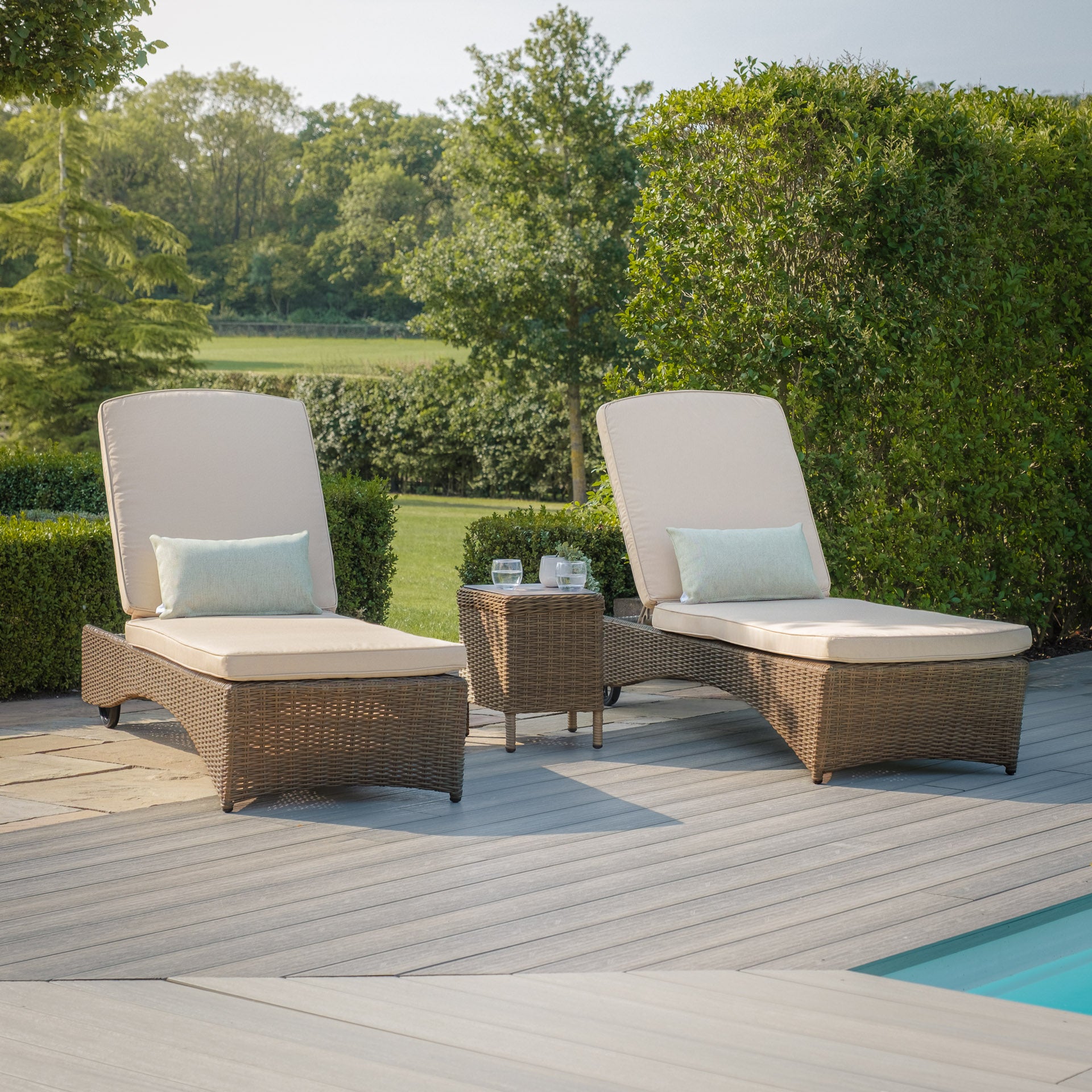 Winchester Sunlounger Set - Ceramic Glass