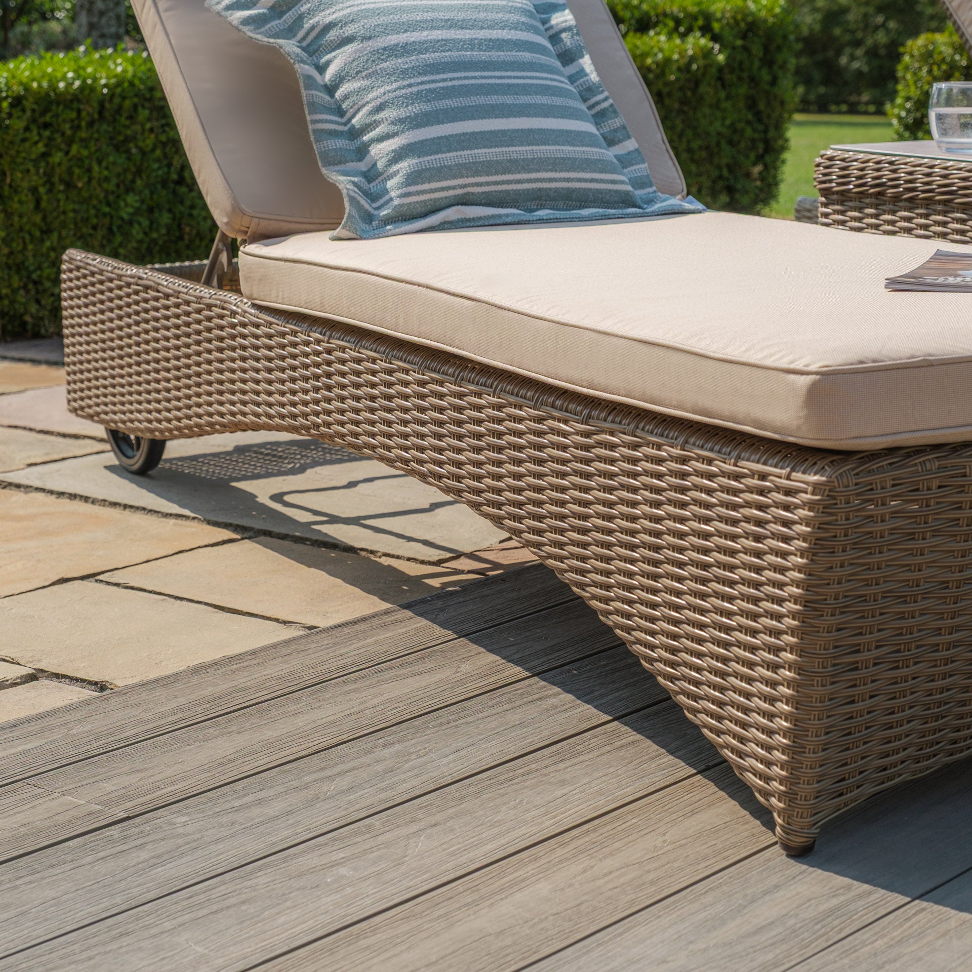 Winchester Sunlounger Set - Ceramic Glass