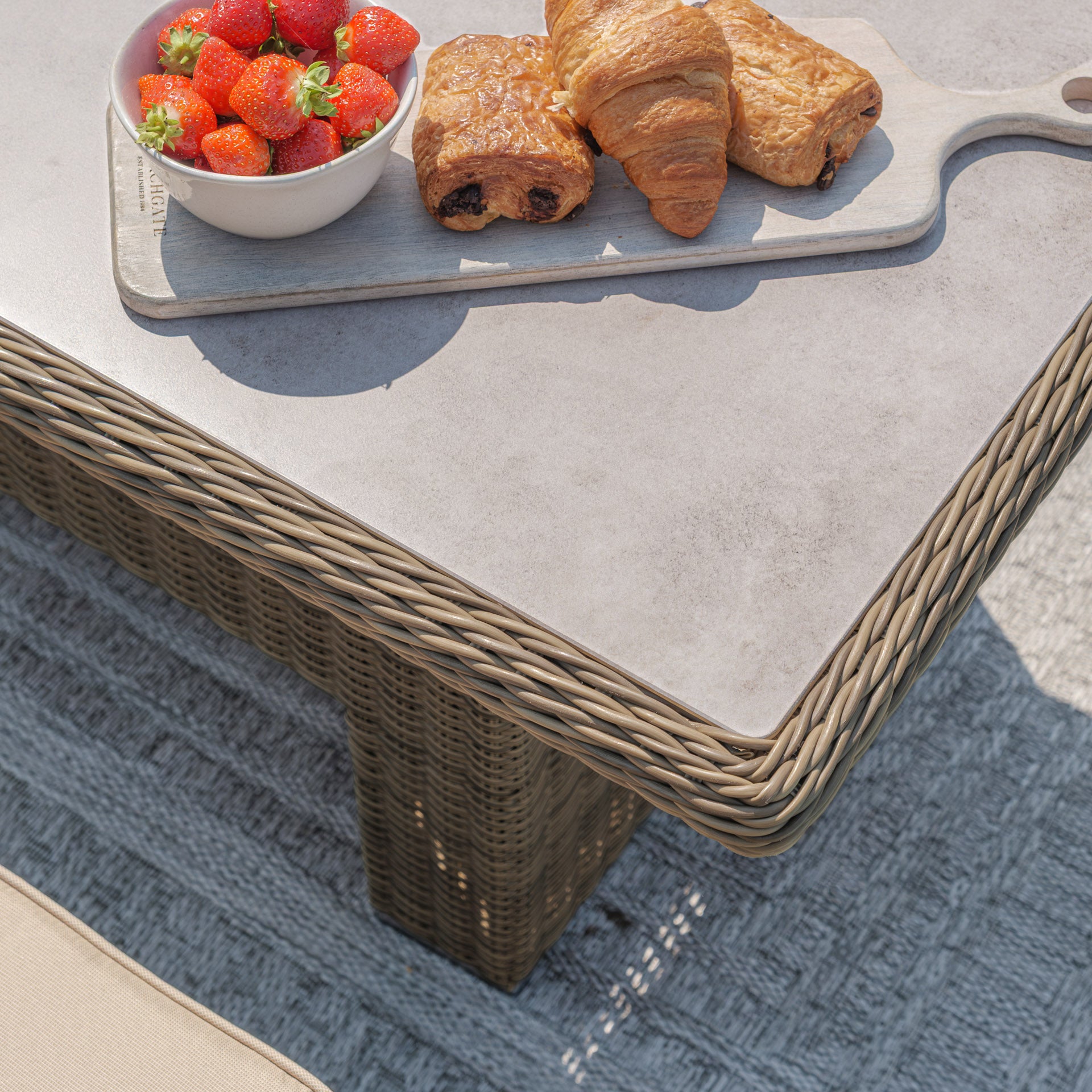 Winchester Corner Dining Set with Rising Table - Ceramic Glass
