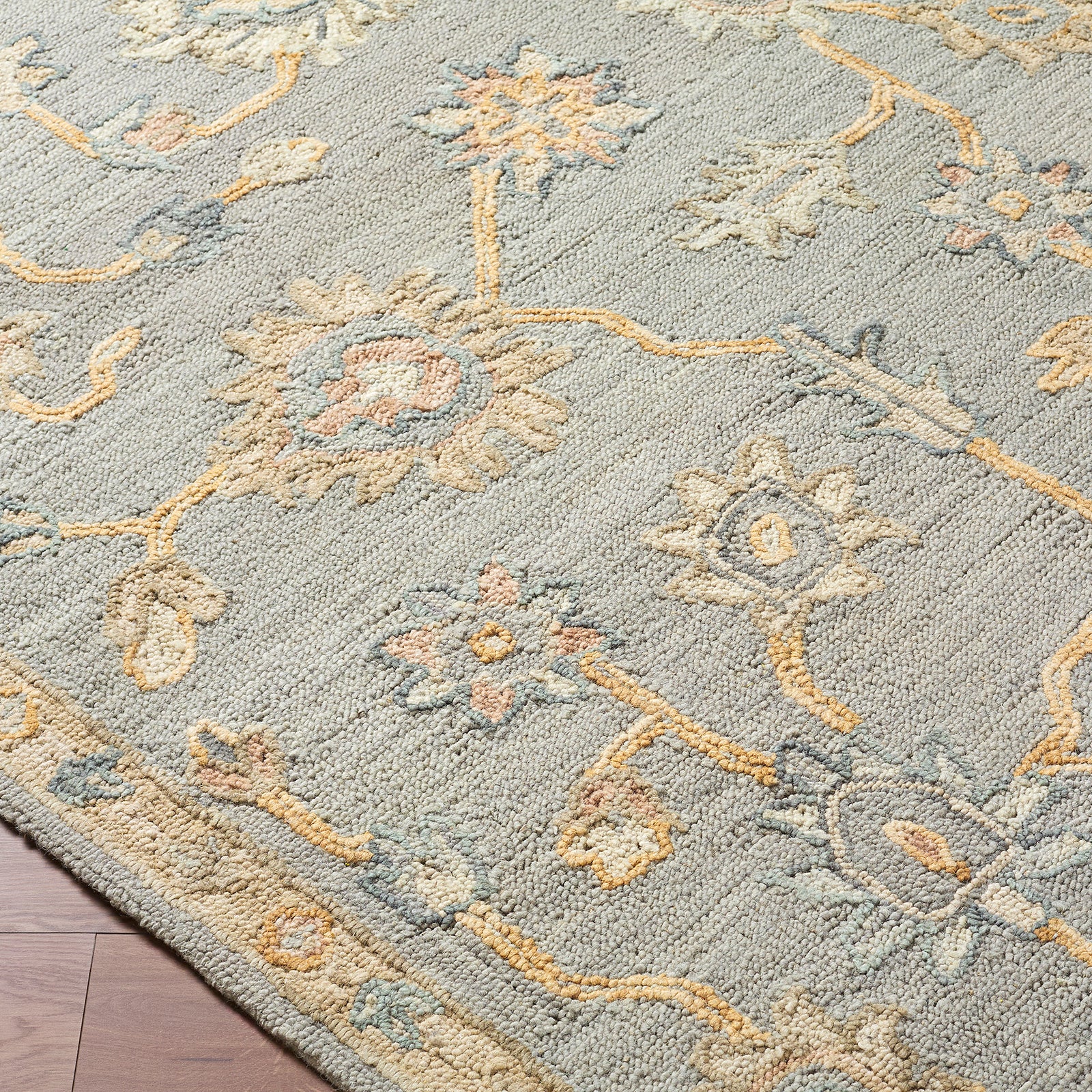 Arnold Traditional Wool Traditional Boho Grey & Pewter Rug 152x229cm - corner detail