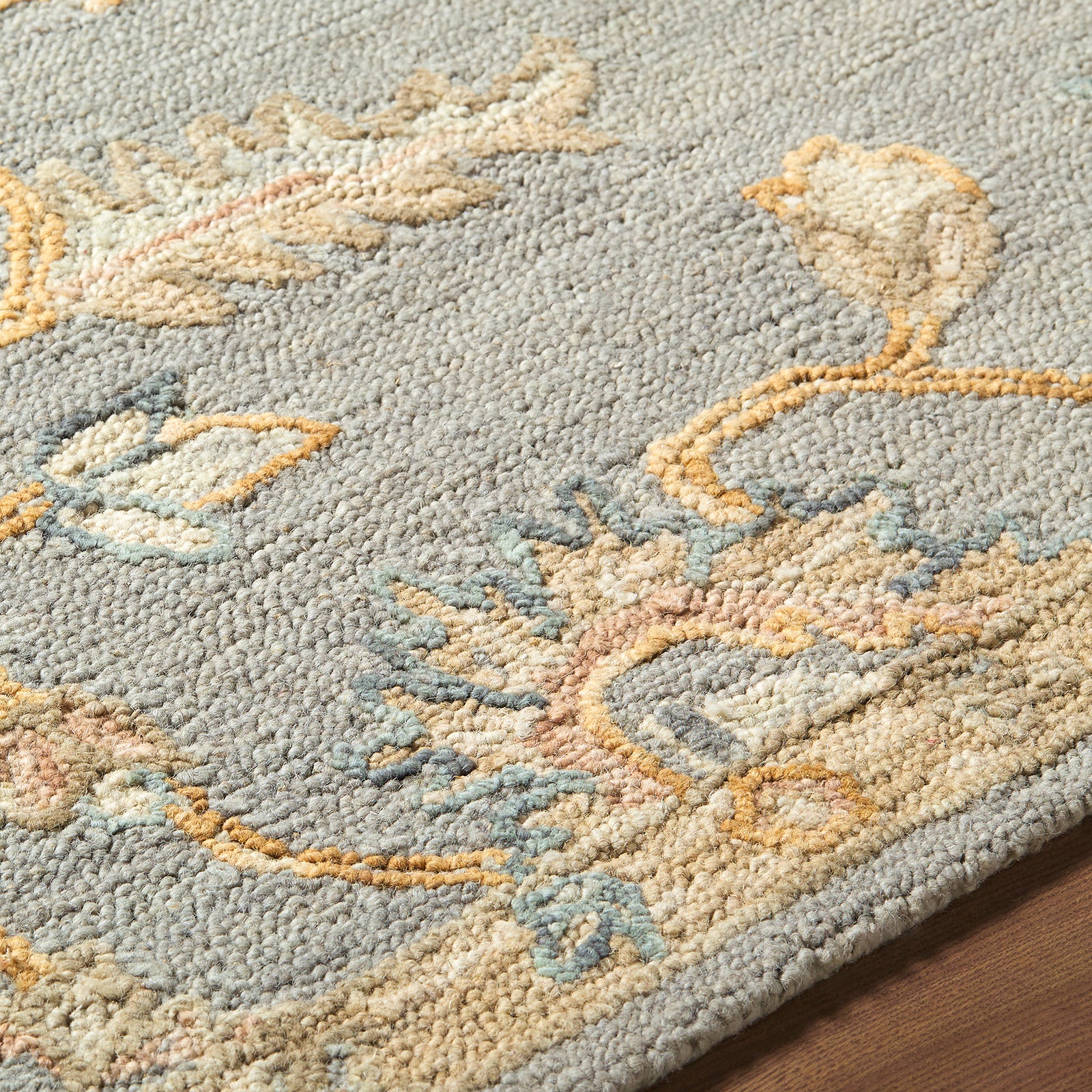 Arnold Traditional Wool Traditional Boho Grey & Pewter Rug 152x229cm - texture detail
