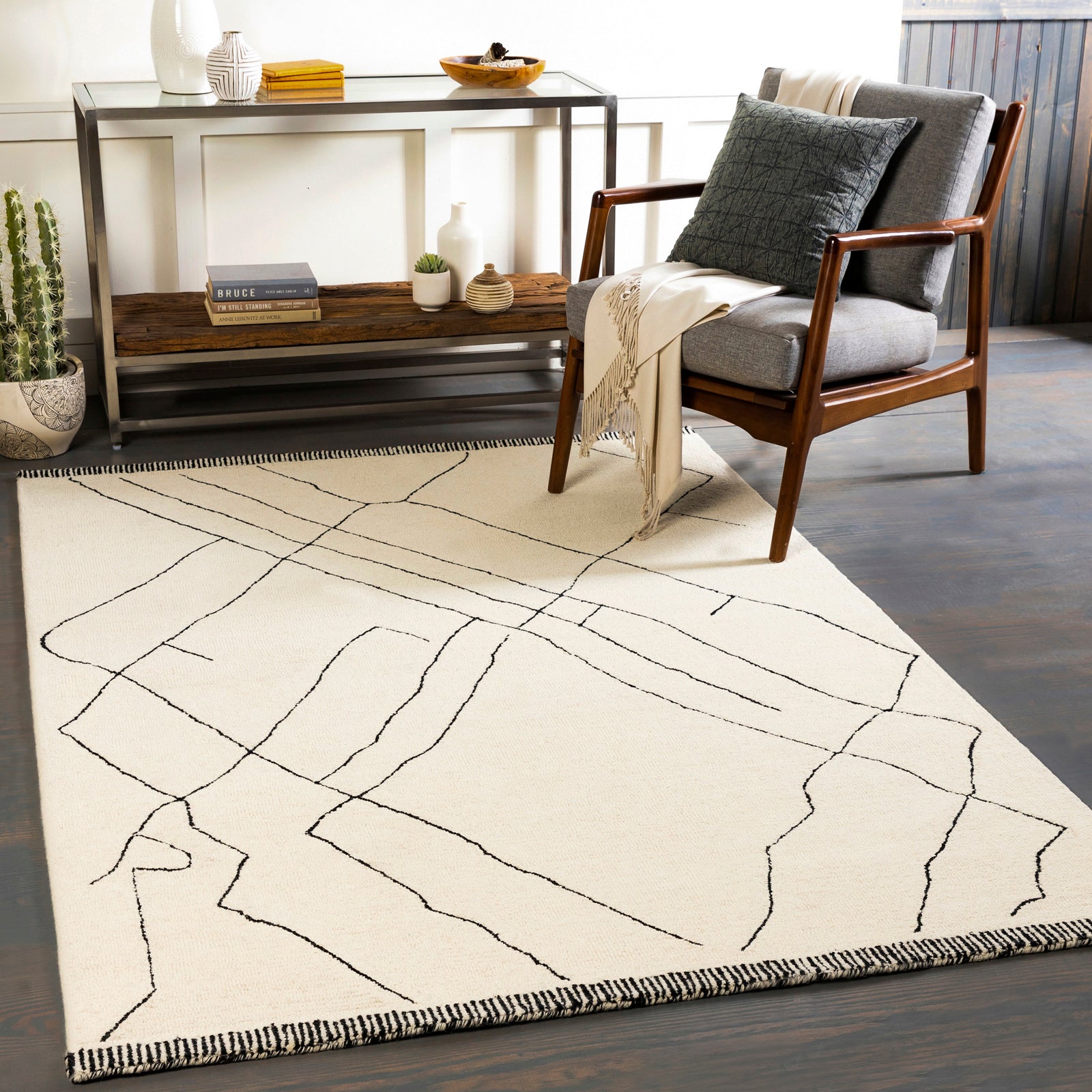 Arsenal Global Hand Tufted Wool Cream & Black Rug 183x274cm - room setting