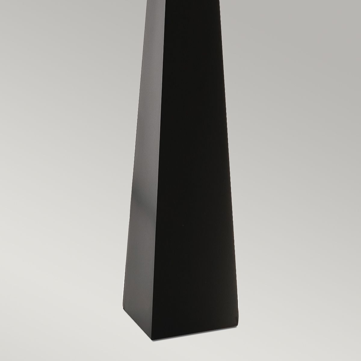 Rubino Floor Lamp - Black