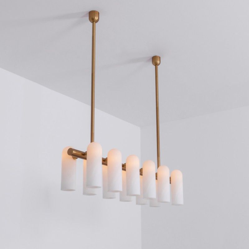 Schwung Odyssey Linear Chandelier | Medium