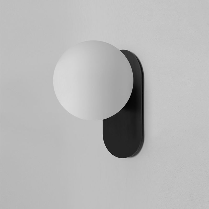 Schwung Adrion Globe Wall Light | Small