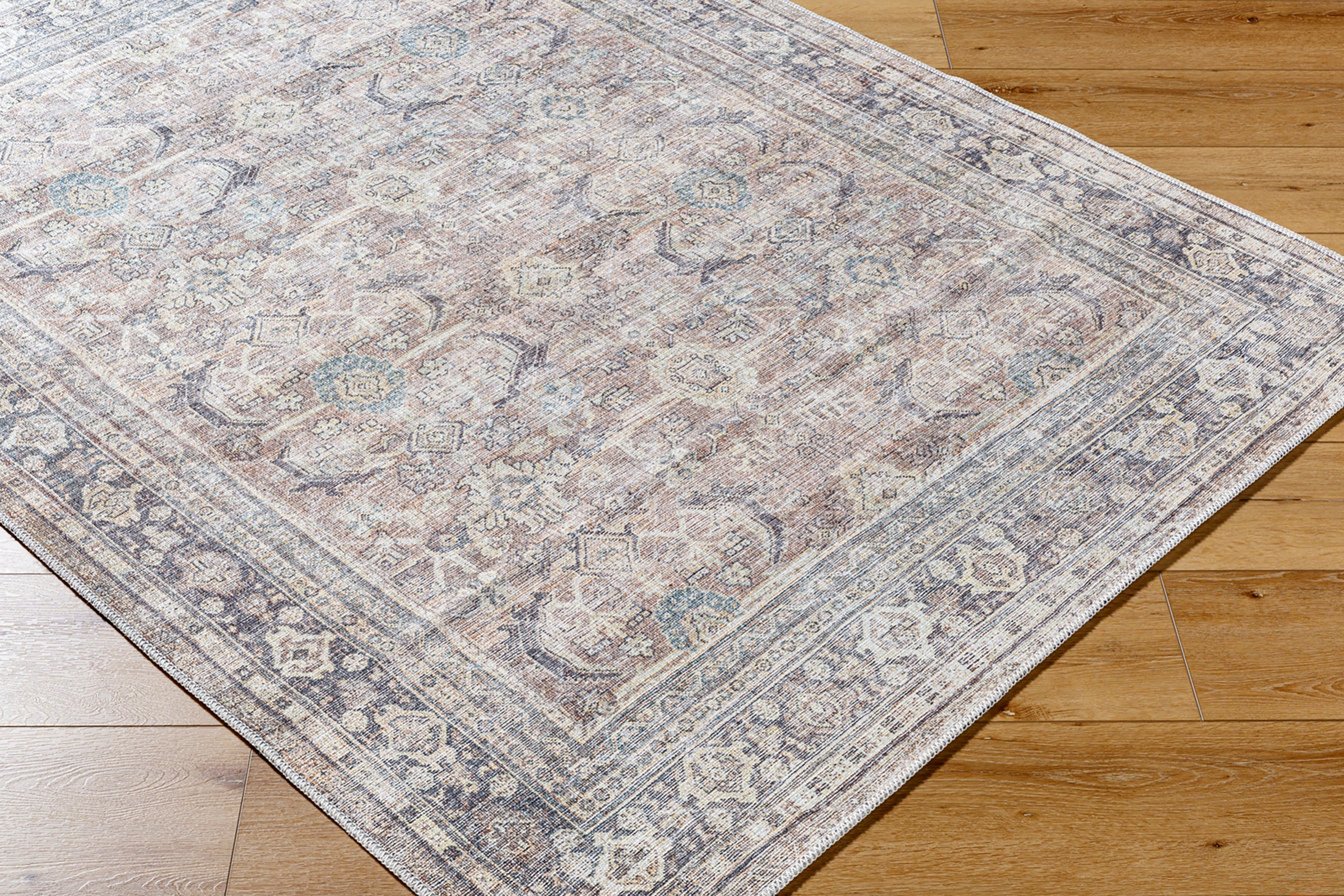 Darling Becki Owens Traditional Washable Grey & Brown Polyester Rug 160x213cm - corner detail