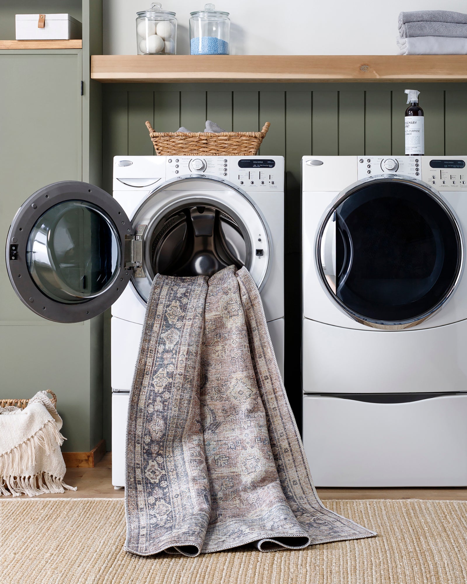 Darling Becki Owens Traditional Washable Grey & Brown Polyester Rug 160x213cm - pile detail