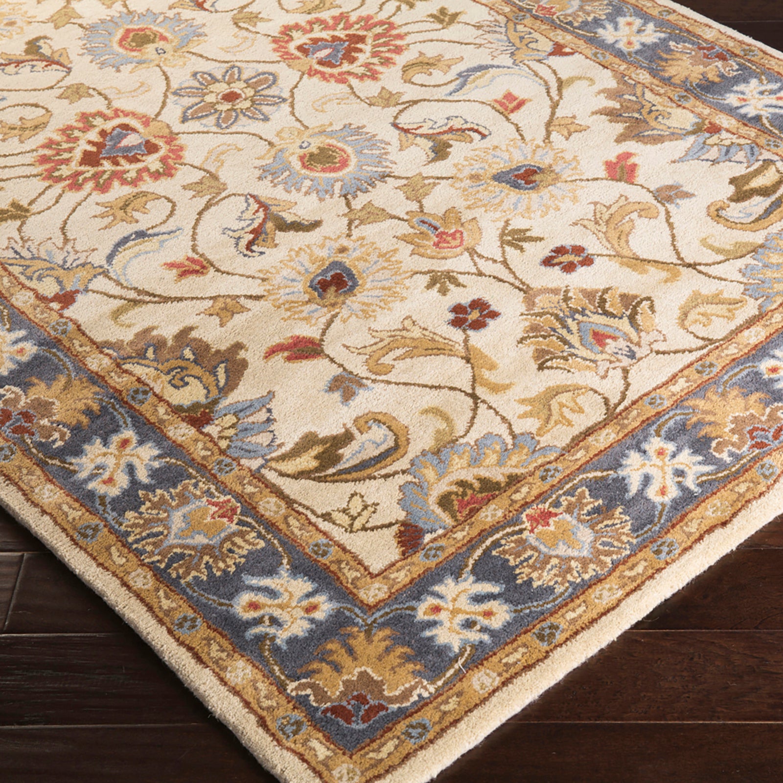 Caesar Traditional Hand Tufted Wool Brown & Dusty Sage Rug 122x183cm - corner detail
