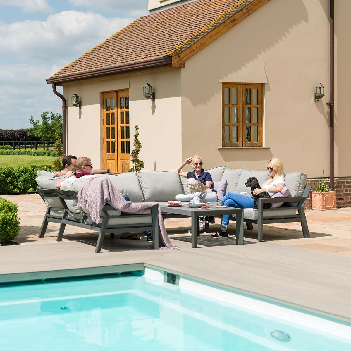 New York Dove Grey Outdoor U-Shaped Sofa Set | 8 Seater