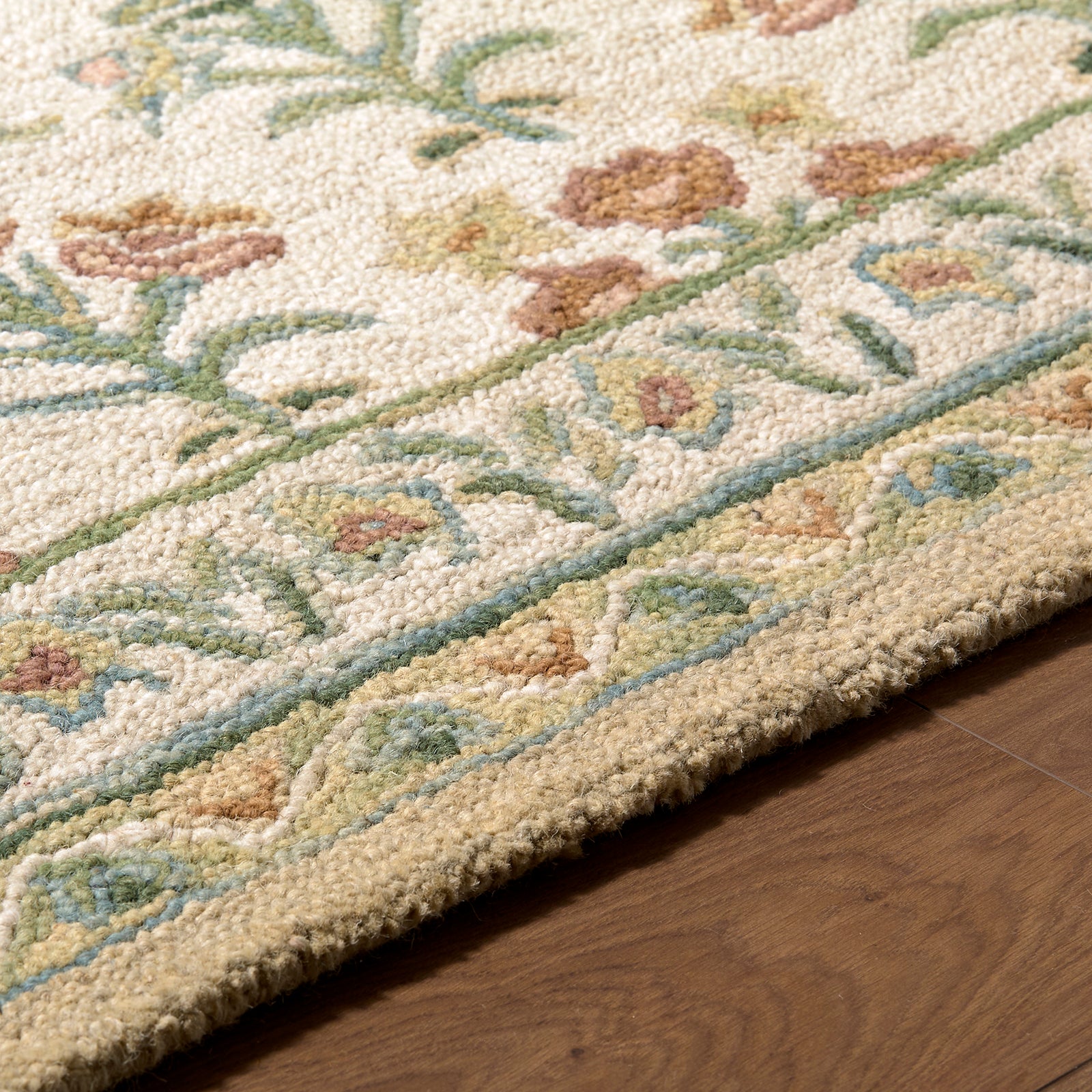Fairfax Global Wool Global Green & Ivory Rug 153x219cm - texture detail