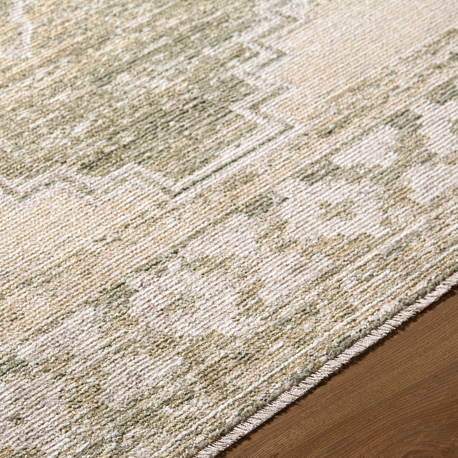 Fifth Avenue Vintage Traditional Boho Fringe Green & Light Grey & Tan Polypropylene & Polyester Rug 200x275cm - texture detail