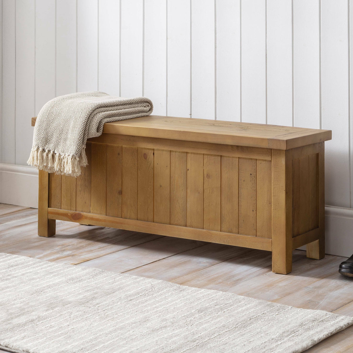 Maple Natural Pine Wood Storage Bench