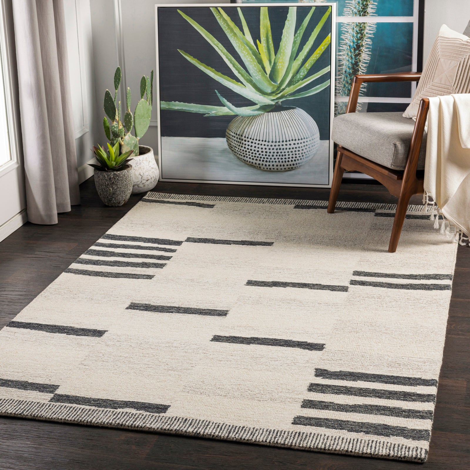 Granada Global Hand Tufted Beige & Black Wool Rug 122x183cm - pile detail
