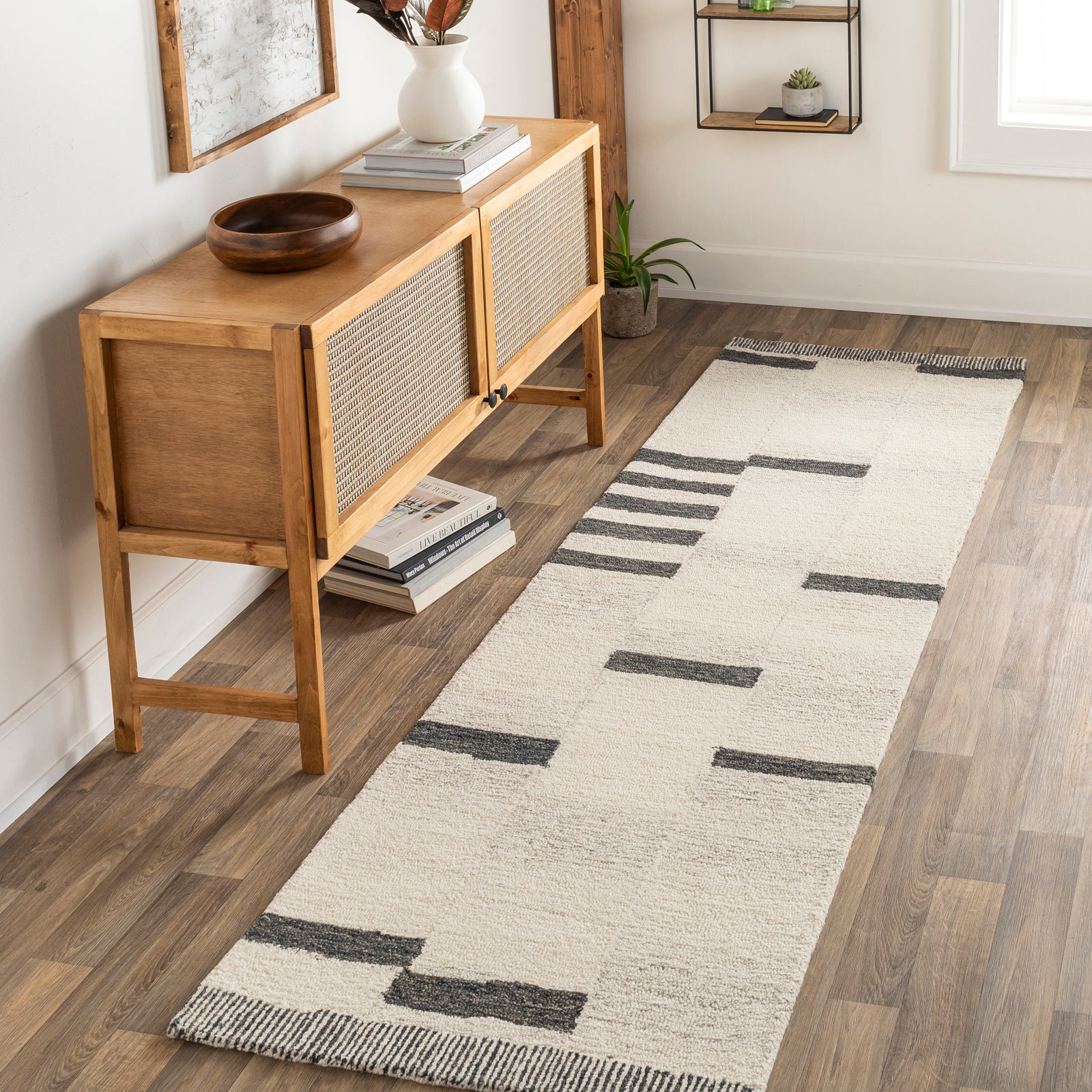 Granada Global Hand Tufted Beige & Black Wool Rug 122x183cm - room setting