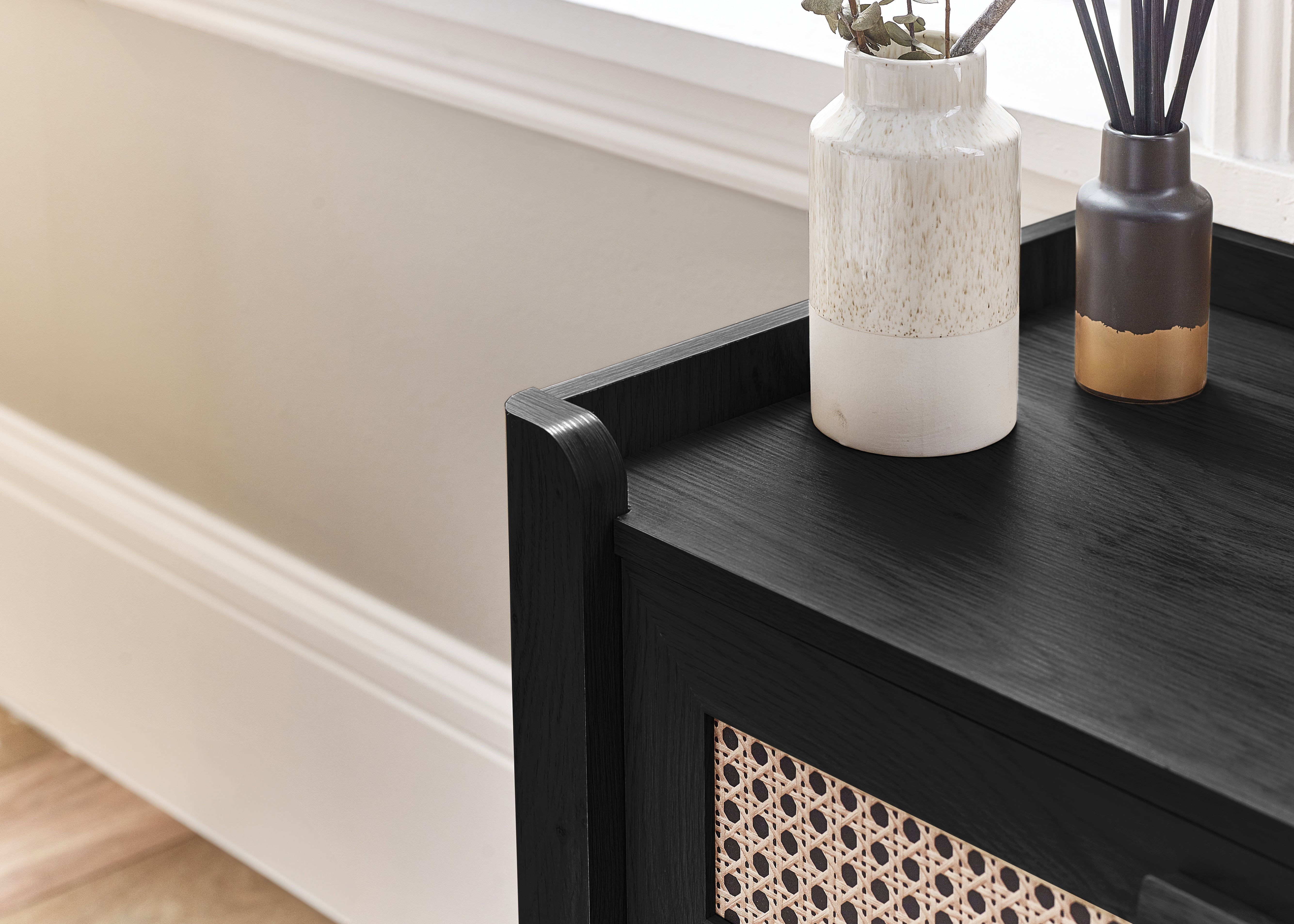 Asbury Wood Chest of Drawers | 5 Drawers - Black Ash