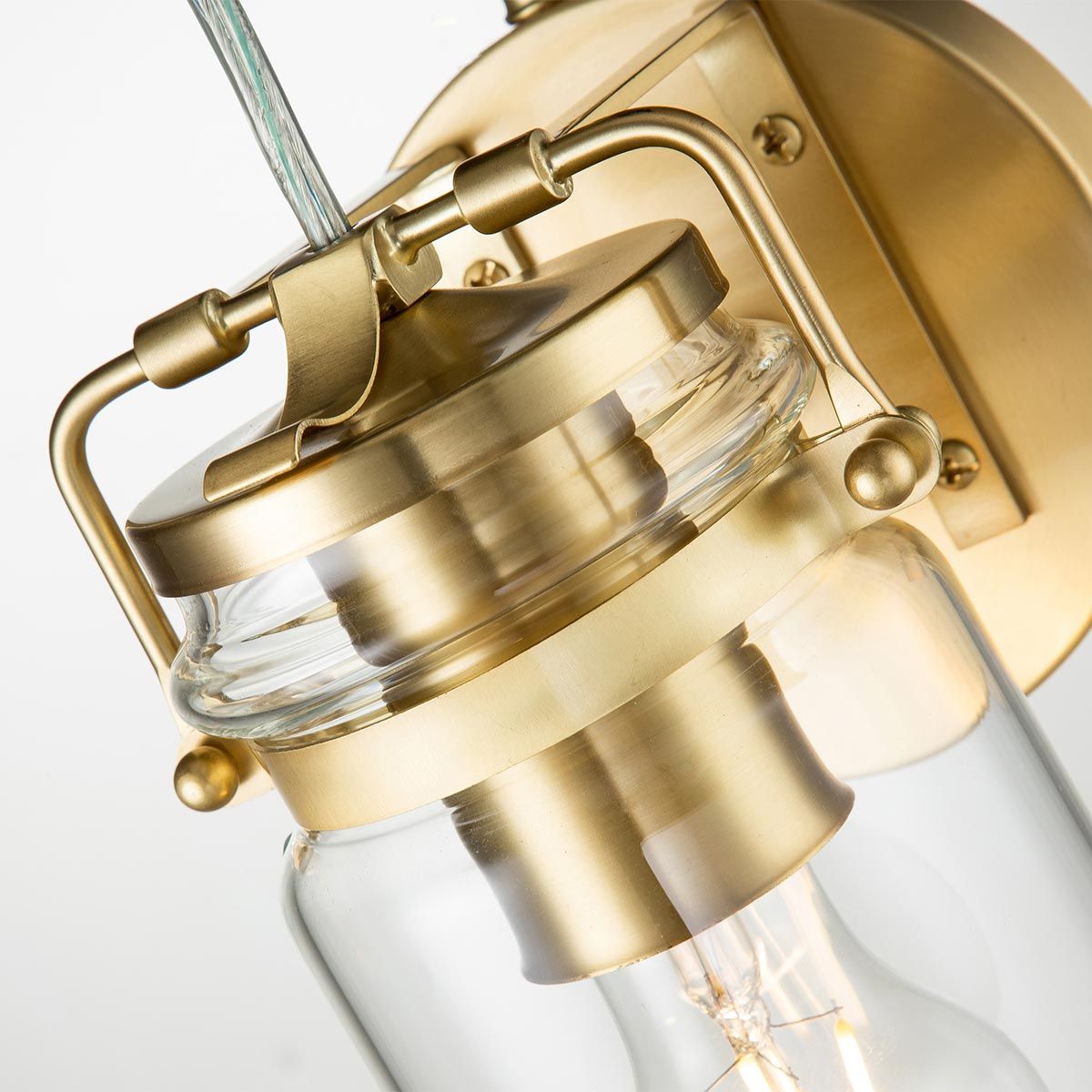 Walland Single Wall Light - Brass