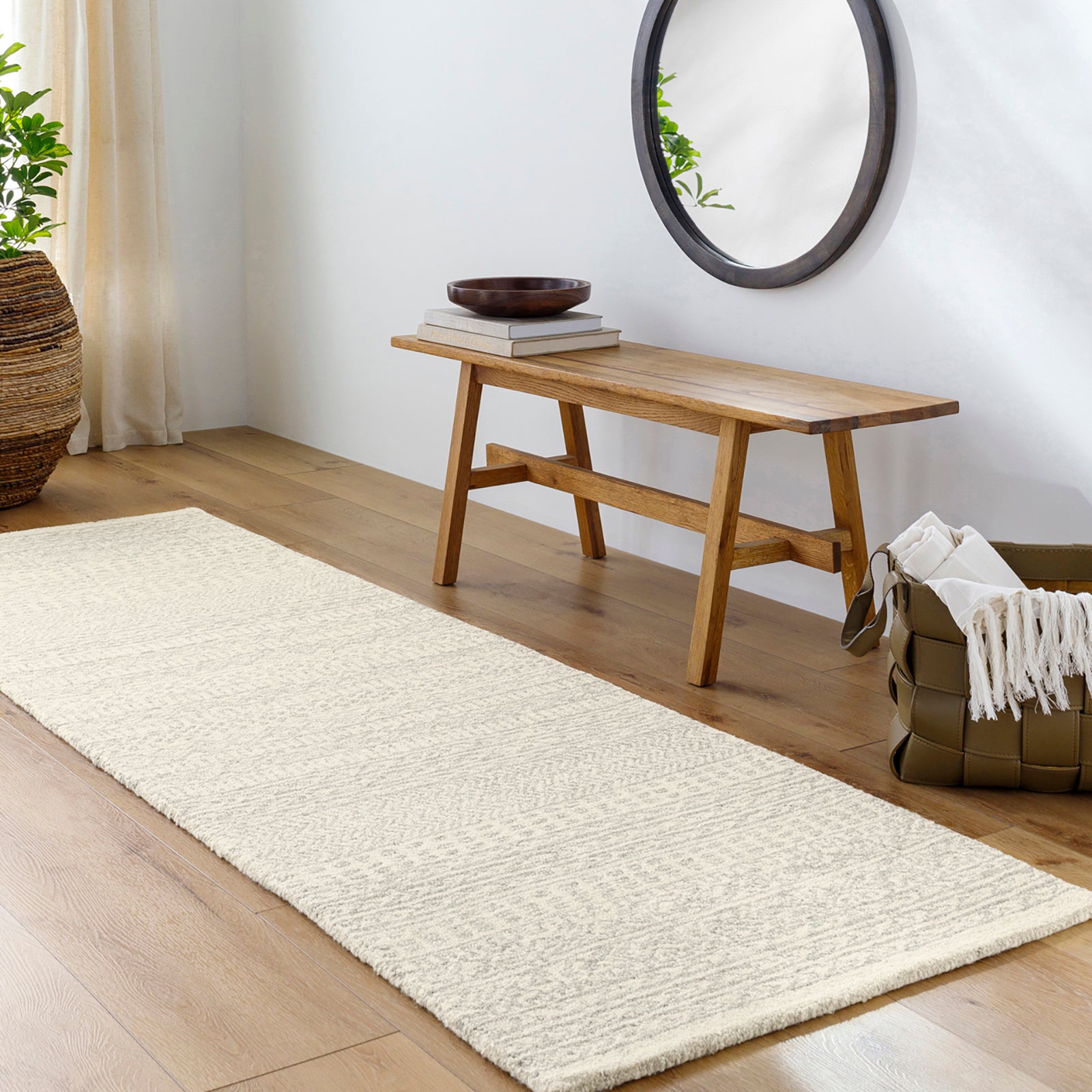 Maroc Global Wool Global Grey & Ivory Rug 91x152cm - room setting