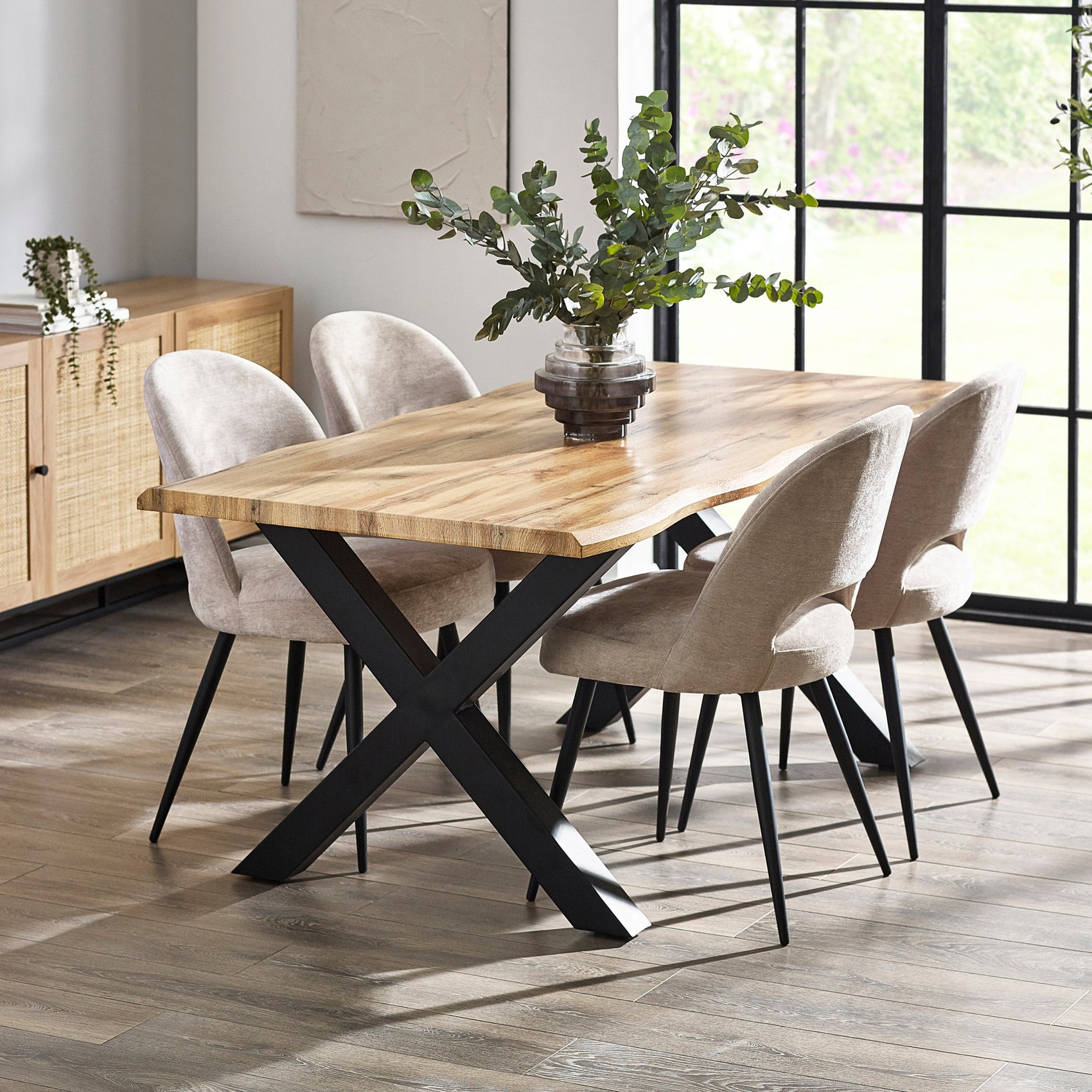 Buxton Oak Wood Dining Table