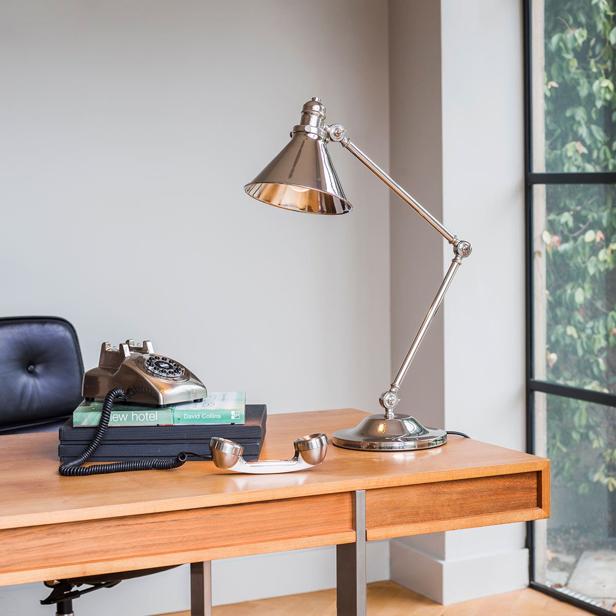 Stratford Table Lamp - Nickel