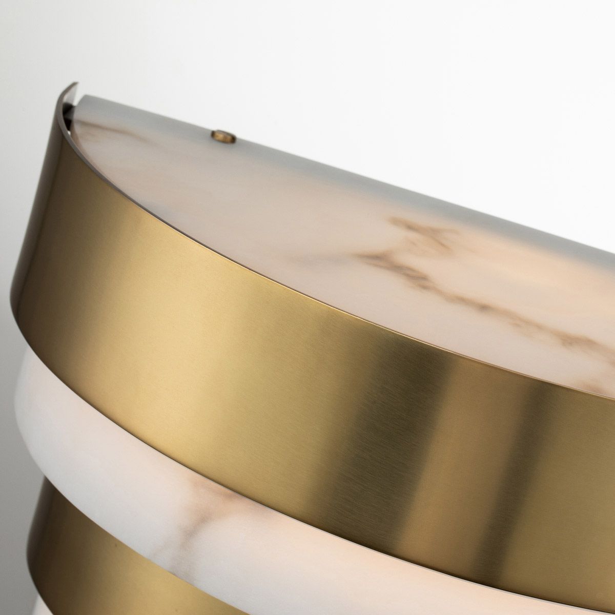 Quintiesse - Echelon LED Wall Light - Brass