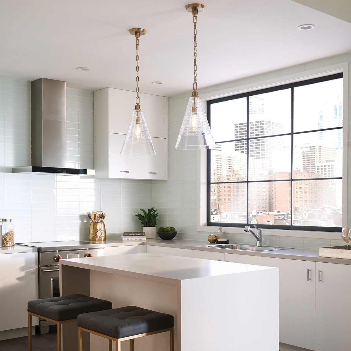 Quintiesse - Elmore Single Pendant Light - Brass