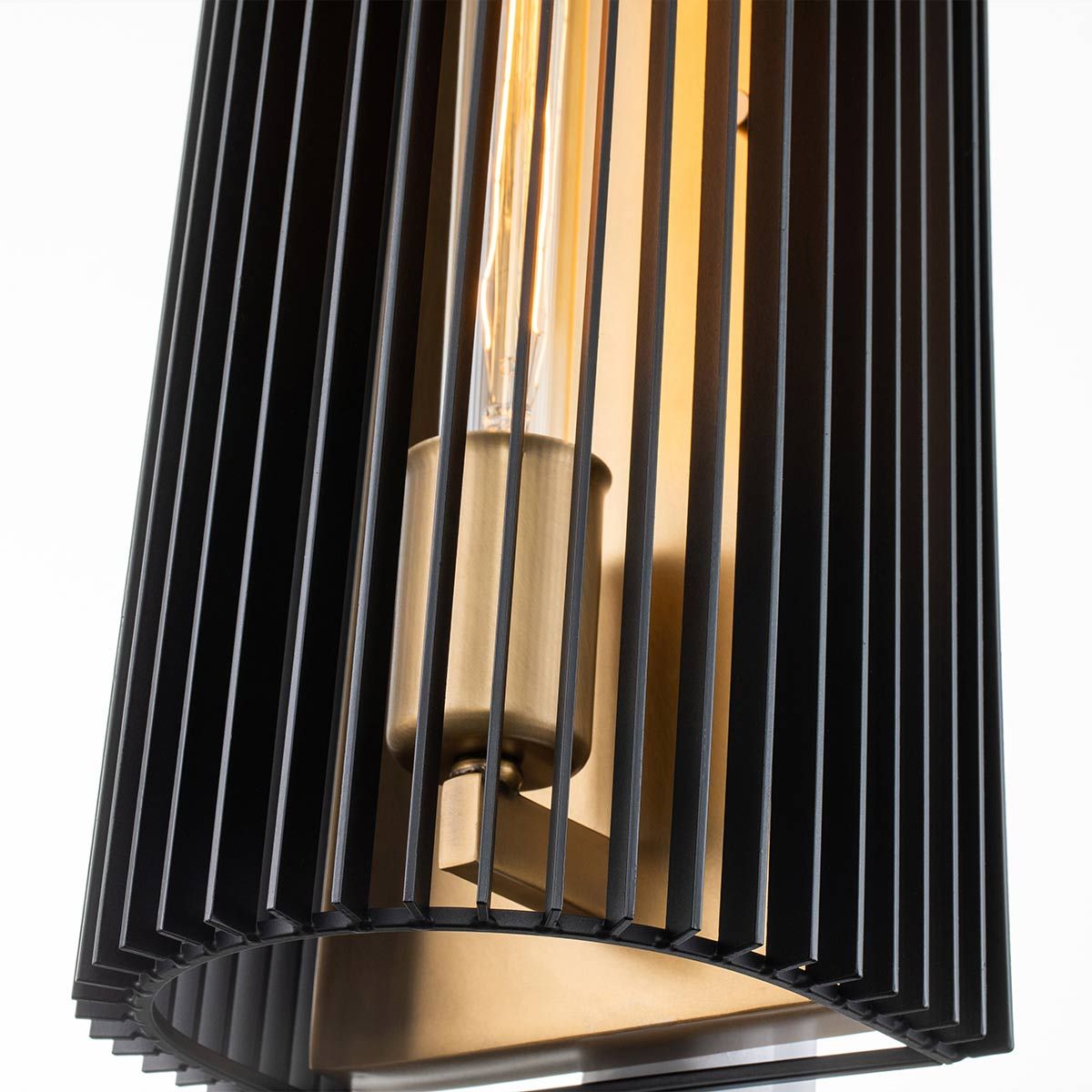 Quintiesse - Linara Single Wall Light - Black & Gold