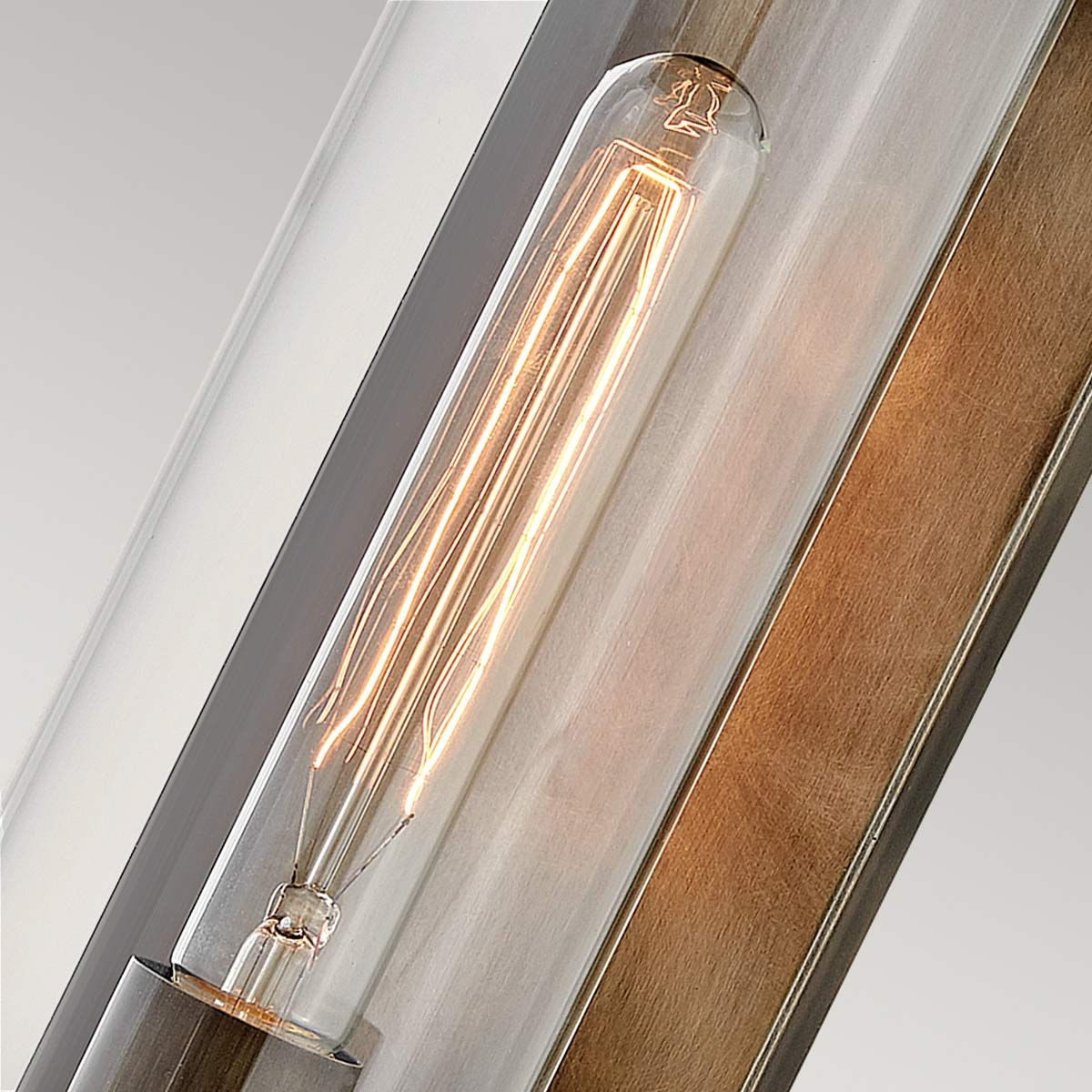 Quintiesse - Pearson Single Medium Wall Lantern - Bronze