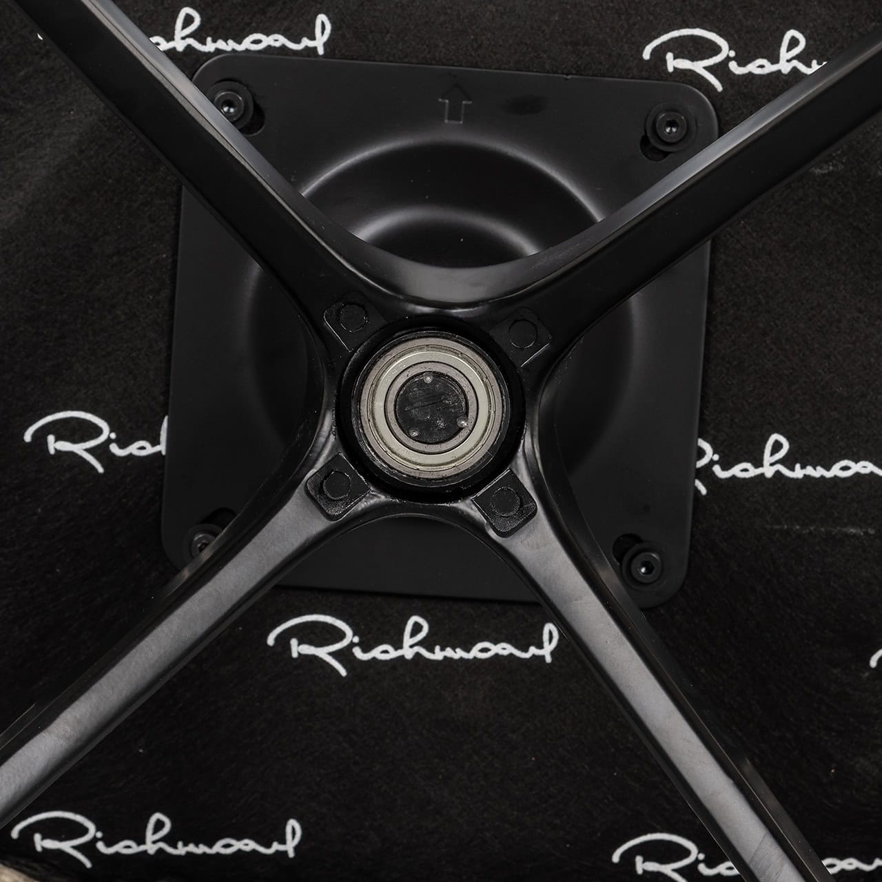 Swivel chair Cheyenne desert fusion fire retardant (FR-Fusion 109 desert)