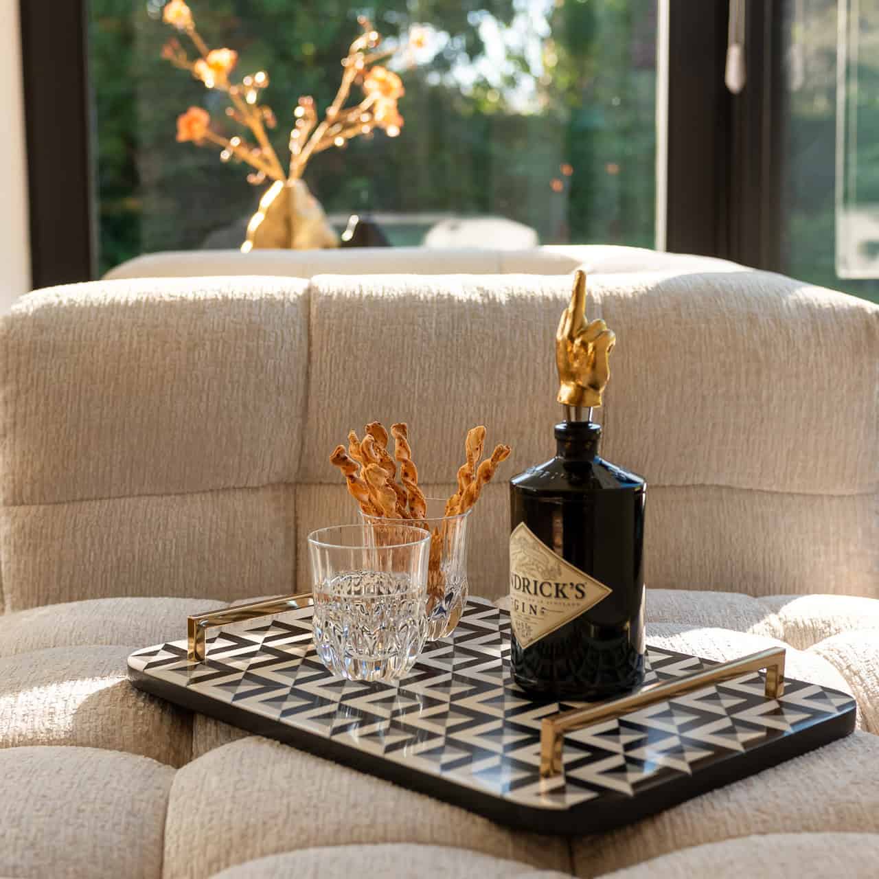 Tray Birte (Black/white)