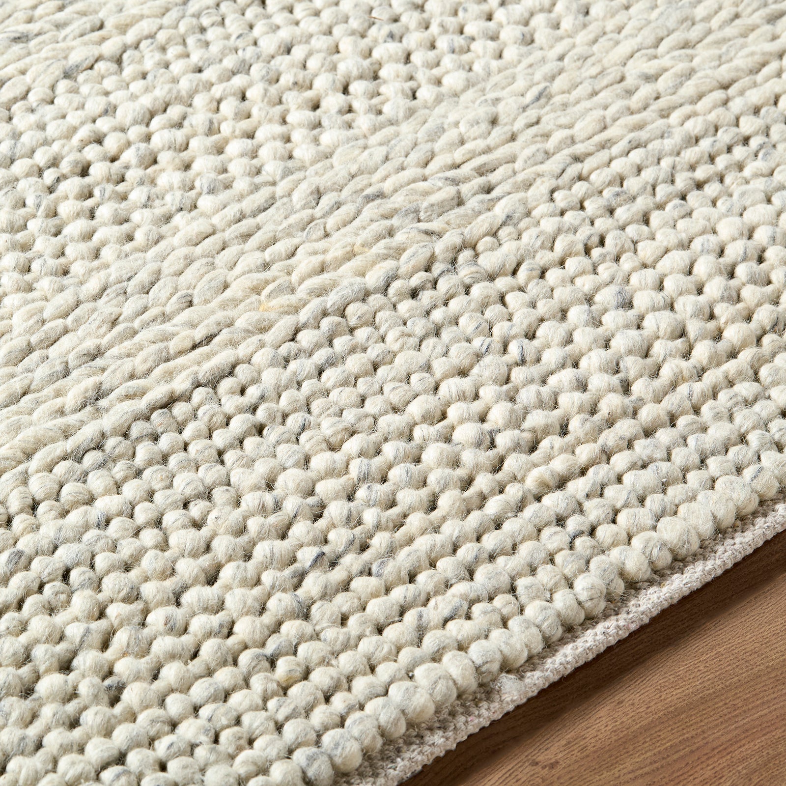 Tahoe II Global Wool Beige & Taupe Rug 152x244cm - texture detail