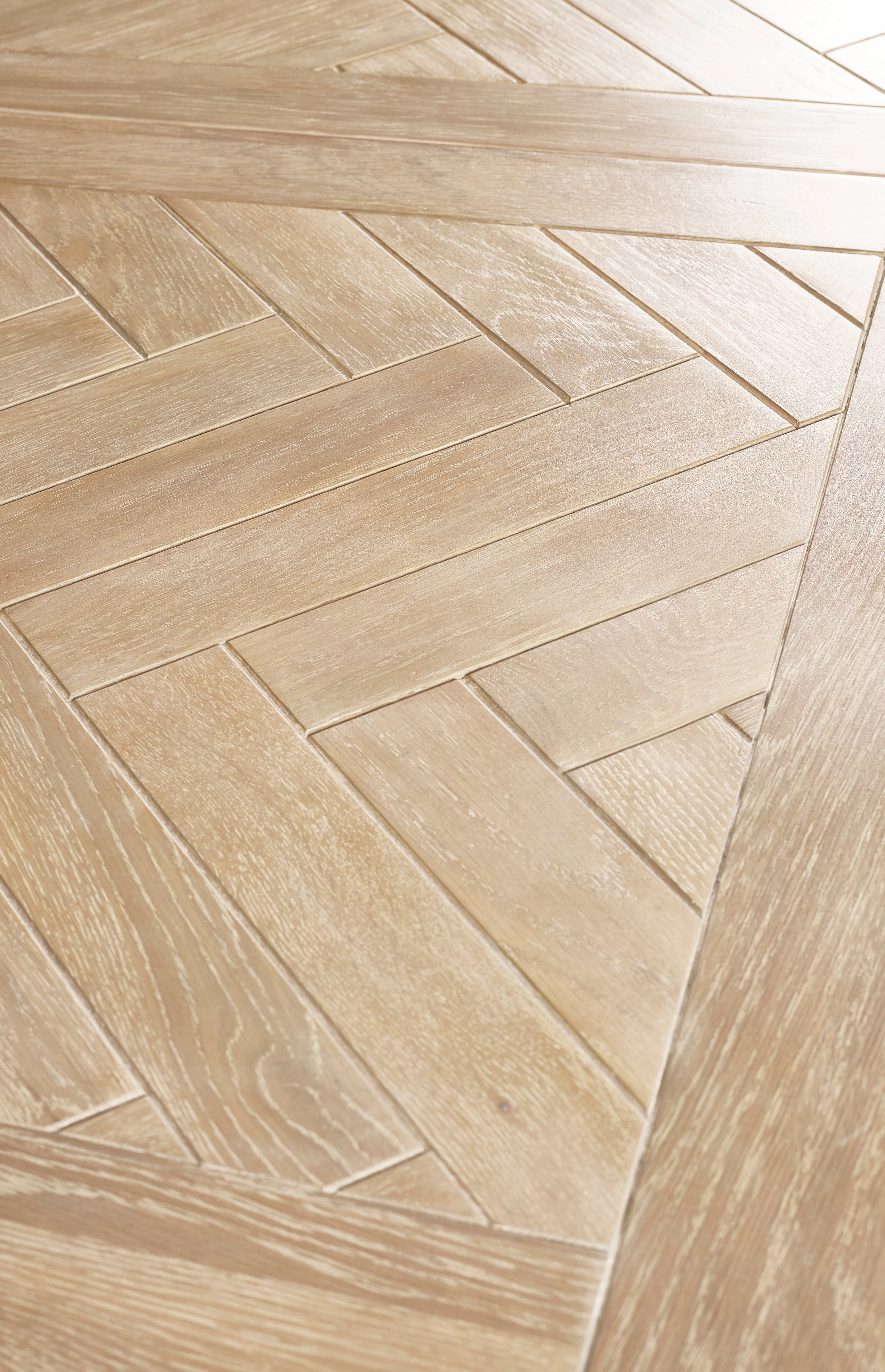 Sanderson Dark Grey Oak Wood Extending Dining Table