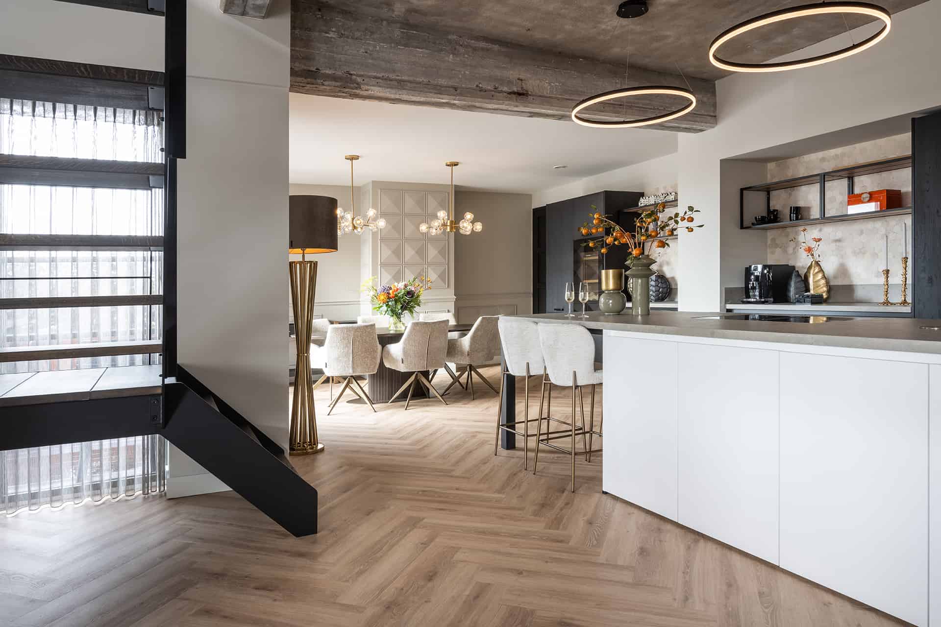 Dining table Luxor oval 235 (Brown)